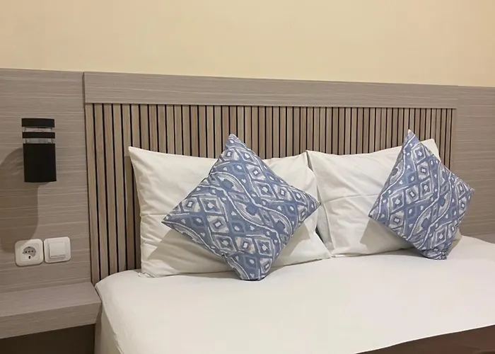 Lionk Bali House ベッド・アンド・ブレックファスト