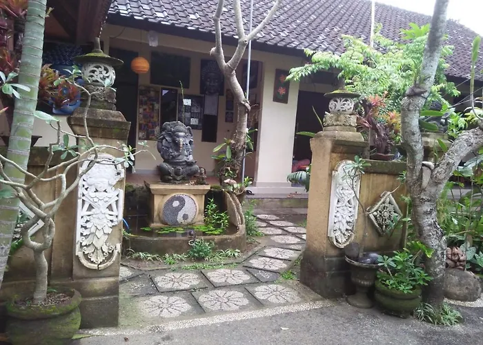 Lionk Bali House *