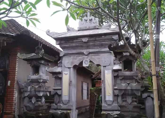 Lionk Bali House ベッド・アンド・ブレックファスト